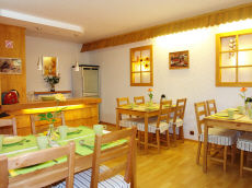 noclegi pokoje apartamenty wysoki standard wypoczynek w górach willa PANORAMA Polska Beskidy